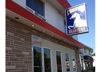 Saint Jerome sports bar Brasserie Taverne l'Abreuvoir