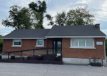 Ottawa personal injury lawyer Brenda Hollingsworth - AUGER HOLLINGSWORTH ACCIDENT & INJURY LAWYERS