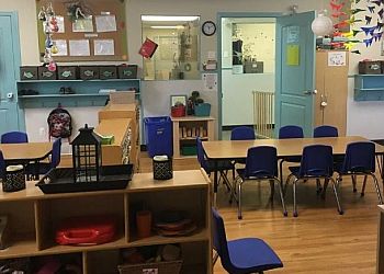 Red Deer Écoles Maternelles BrightPath Oriole Park Child Care Centre