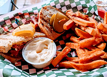 Shawinigan sports bar Broadway - Microbrasserie & Pub
