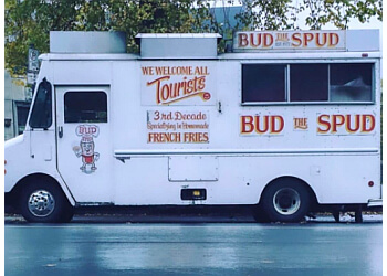 Halifax food truck Bud The Spud Chip Truck