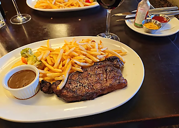 Bâton Rouge Grillhouse & Bar Sherbrooke Bâton Rouge Grillhouse & Bar Sherbrooke - Sherbrooke, QC BBQ Restaurants - BBQ Dish Image
