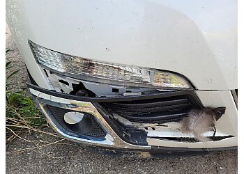 Brantford auto body shop CARSTAR Brantford