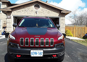 Brantford auto body shop CARSTAR Brantford