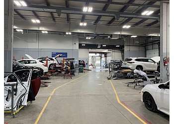Hamilton auto body shop CARSTAR Hamilton Rymal