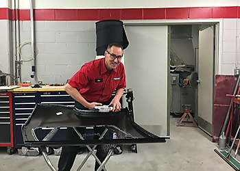 Kawartha Lakes auto body shop CARSTAR Lindsay