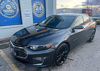 Oakville auto body shop CARSTAR Oakville West