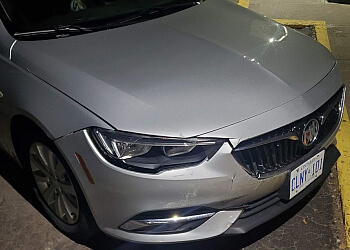 Thunder Bay auto body shop CARSTAR Thunder Bay (Half-Way Motors)