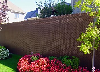 Montreal fencing contractor CDA Inc