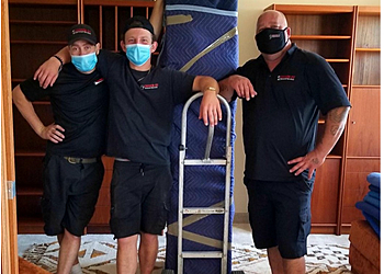 Oshawa junk removal CHUCK-IT Removal Services