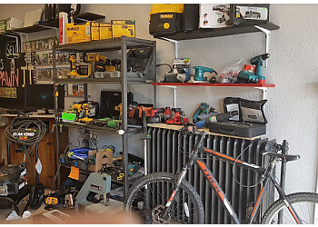 Hamilton pawn shop CJ's Pawn It