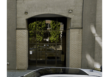 Vancouver physical therapist Colin Miller, BSc PT, FCAMT, CGIMS - SPORT + SPINAL