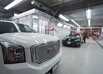 Guelph Carrosseries de automobiles CSN Golden Triangle Collision