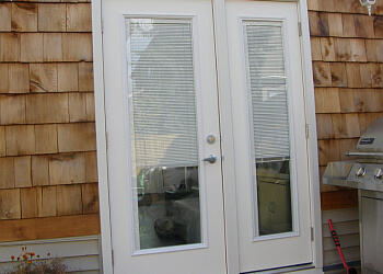 Airdrie Fabricants de Fenêtres et portes Calgary Window Renovations