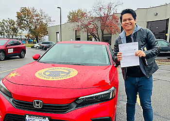 Calle Cinco Driving School - Kelowna, BC écoles de conduite - Driver Training Image