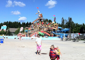 Ottawa amusement park Calypso Theme Waterpark