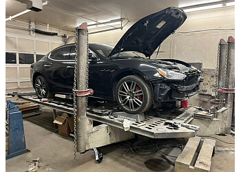 Belleville Carrosseries de automobiles Campbell's Auto Shop Limited