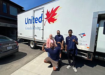 Canada Moving - Waterloo, ON Moving Companies - Service Team Image