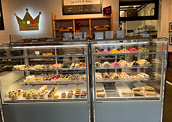 Port Coquitlam bakery Cannoli King