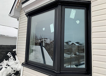 Ottawa Fabricants de Fenêtres et portes Capitall Windows, Inc.