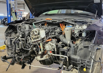 Kingston car repair shop Car Medics