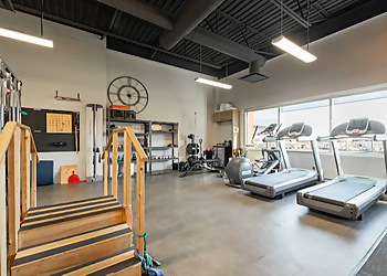 Caroline Boulianne, PT - CLINIQUE DE PHYSIOTHÉRAPIE RÉÉDUC-ACTIVE - Levis, QC Physical Therapists - Treatment Room Image