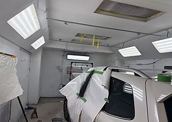 Dollard des Ormeaux auto body shop Carrosserie A1 Bodywork