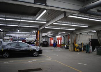 Saguenay auto body shop Carrossier ProColor Saguenay