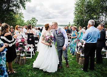 Thunder Bay wedding photographer Cascades Photo + Video