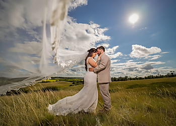 Nanaimo wedding photographer Casting Moments Photography