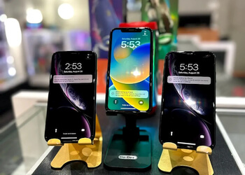Cellicon - Barrie, ON Cell Phone Repair - Business Gallery Image