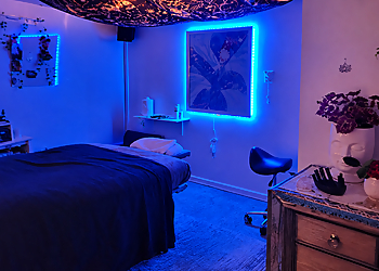 Centre Symbiozen - Sherbrooke, QC Massage Therapy - Treatment Room Image