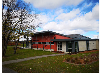 Laval recreation center Centre communautaire Régent-Martimbeau (Lausanne) image 1