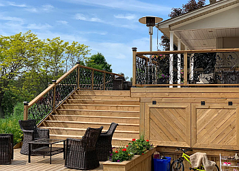 Brampton Entrepreneurs En Clôtures Chamak Steel Railings and Fences