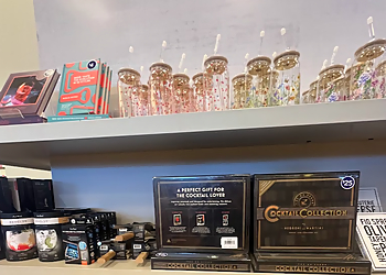 Vaughan gift shop Chapters