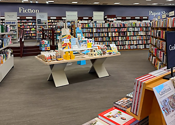 Vaughan gift shop Chapters