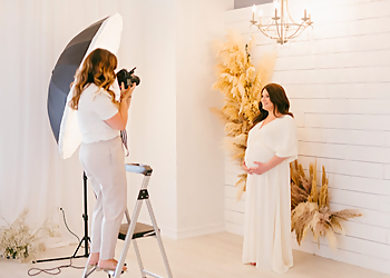 Burlington babies and family photographer Charlene Arianna Photography