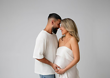 Burlington babies and family photographer Charlene Arianna Photography