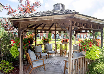 Chartwell Longworth - London, ON Retirement Homes - Outdoor Space Image