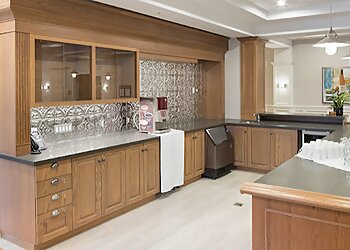 Oakville retirement home Chartwell Waterford