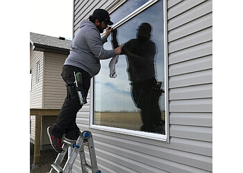 Lethbridge window cleaner Chinook Cleaning & Tinting