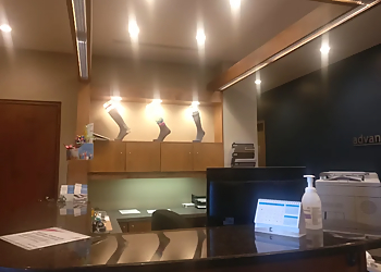 Christopher Binks, PT - ADVANTAGE PHYSIOTHERAPY AND SPORTS INJURY CLINIC - Sudbury, ON Physical Therapists - Interior Image