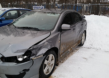 North Bay auto body shop City Centre Collision Inc.