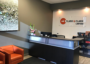 Calgary Avocats D'Affaires Clark & Clark Legal