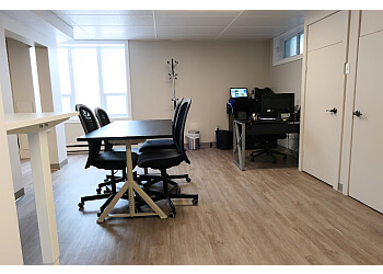 Sherbrooke physical therapist Claude Dion, PT - CLINIQUE PHYSIO-SANTÉ