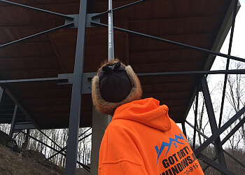 Barrie gutter cleaner Clean Windows And Gutters.com