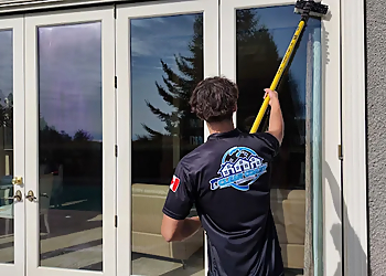 Clear Coast Property Services - New Westminster, BC Window Cleaners - Professional Highlights
