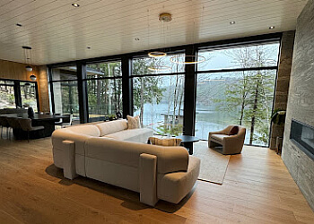 Huntsville window cleaner Clearview Window Cleaning Inc