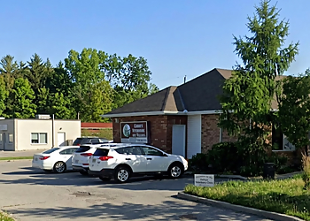 Clinique Vétérinaire Des Vallées Clinique Vétérinaire Des Vallées - Gatineau, QC Cliniques Vétérinaires - Clinic Exterior Image