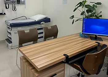 Longueuil urgent care clinic Clinique médicale privée Longueuil Union MD